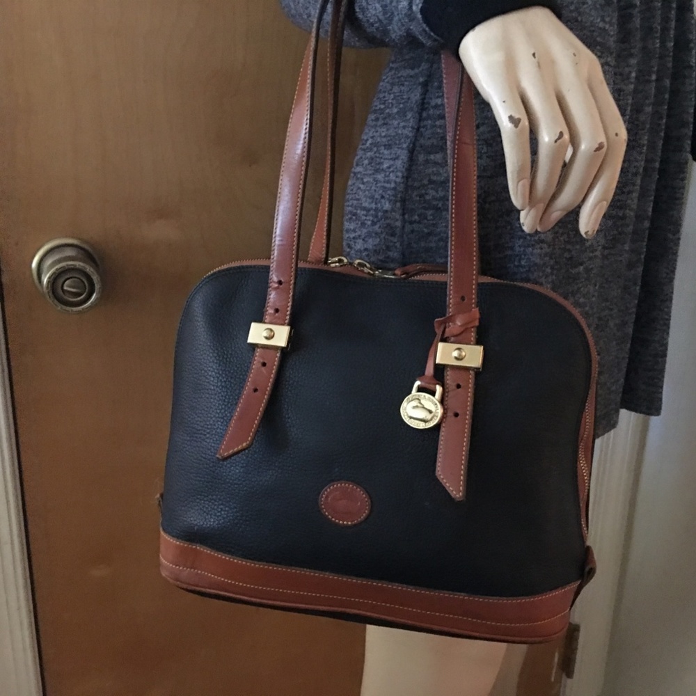 SOLD! DOONEY & BOURKE Vintage AWL METRO Zip Zip - Picture 6 of 8